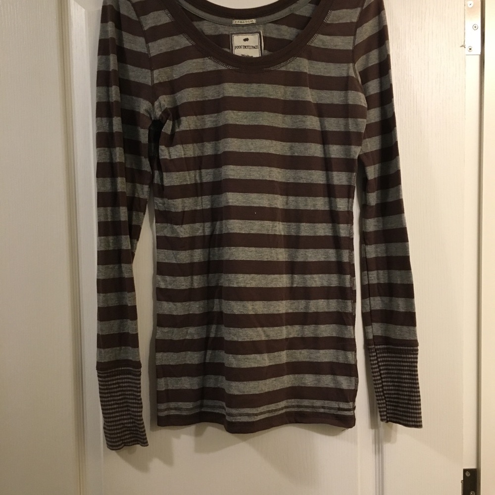 Two for One Price! Long Sleeve T’s - Size M.